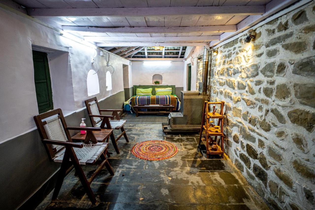 The Olive Hut Villa บีร์ ภายนอก รูปภาพ