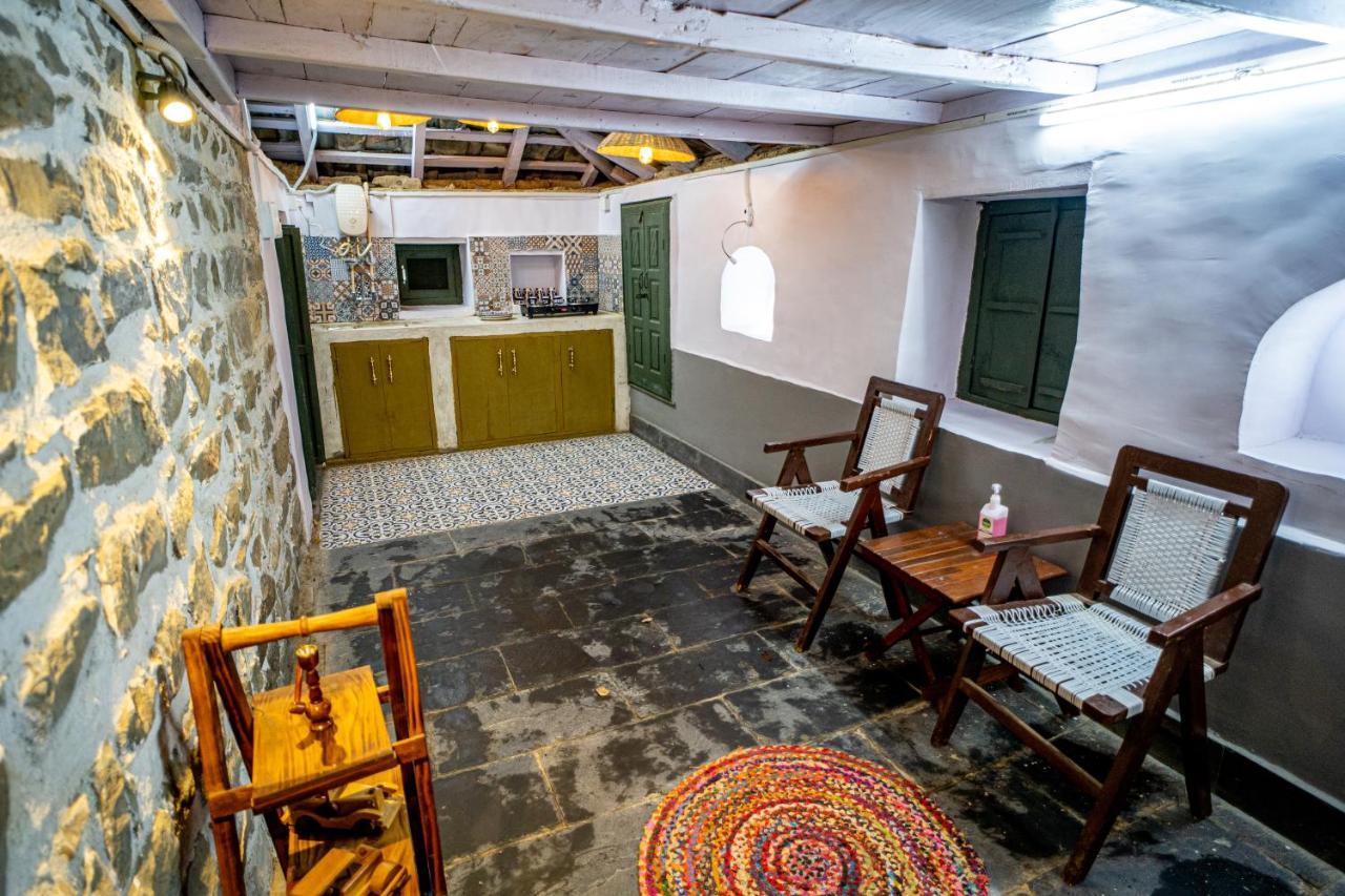 The Olive Hut Villa บีร์ ภายนอก รูปภาพ