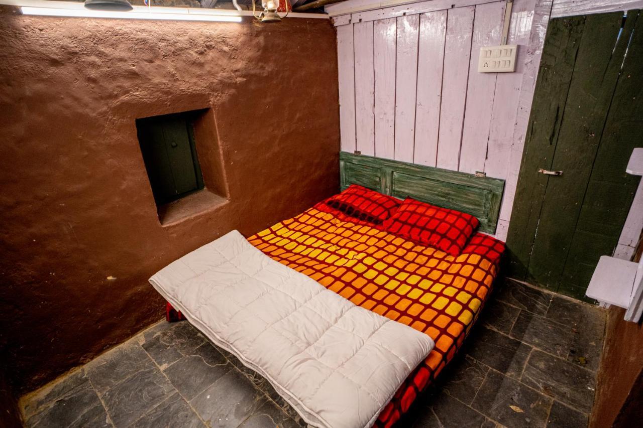 The Olive Hut Villa บีร์ ภายนอก รูปภาพ